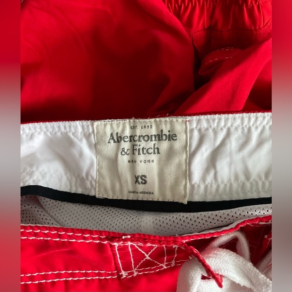 Abercrombie & Fitch Red and White Board Shorts - Picture 3 of 4
